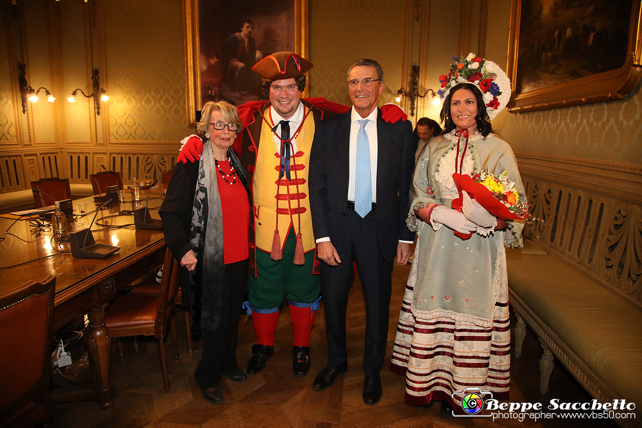 VBS_3698 - Investitura Ufficiale Gianduja e Giacometta Famija Turineisa - Carnevale di Torino 2024.jpg